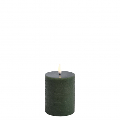 Uyuni stompkaars pillar candle 7,8 x 10,1 cm olive green rustic